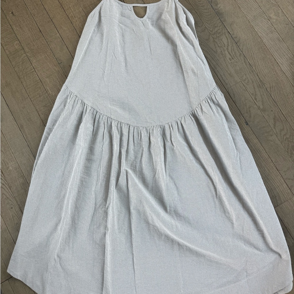 Gray Sleeveless Over Size Midi Sundress